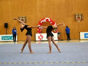 Xenia Kägi und Julia Radanovic 