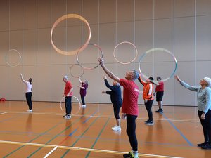 Lektion Gymnastik mit Reif